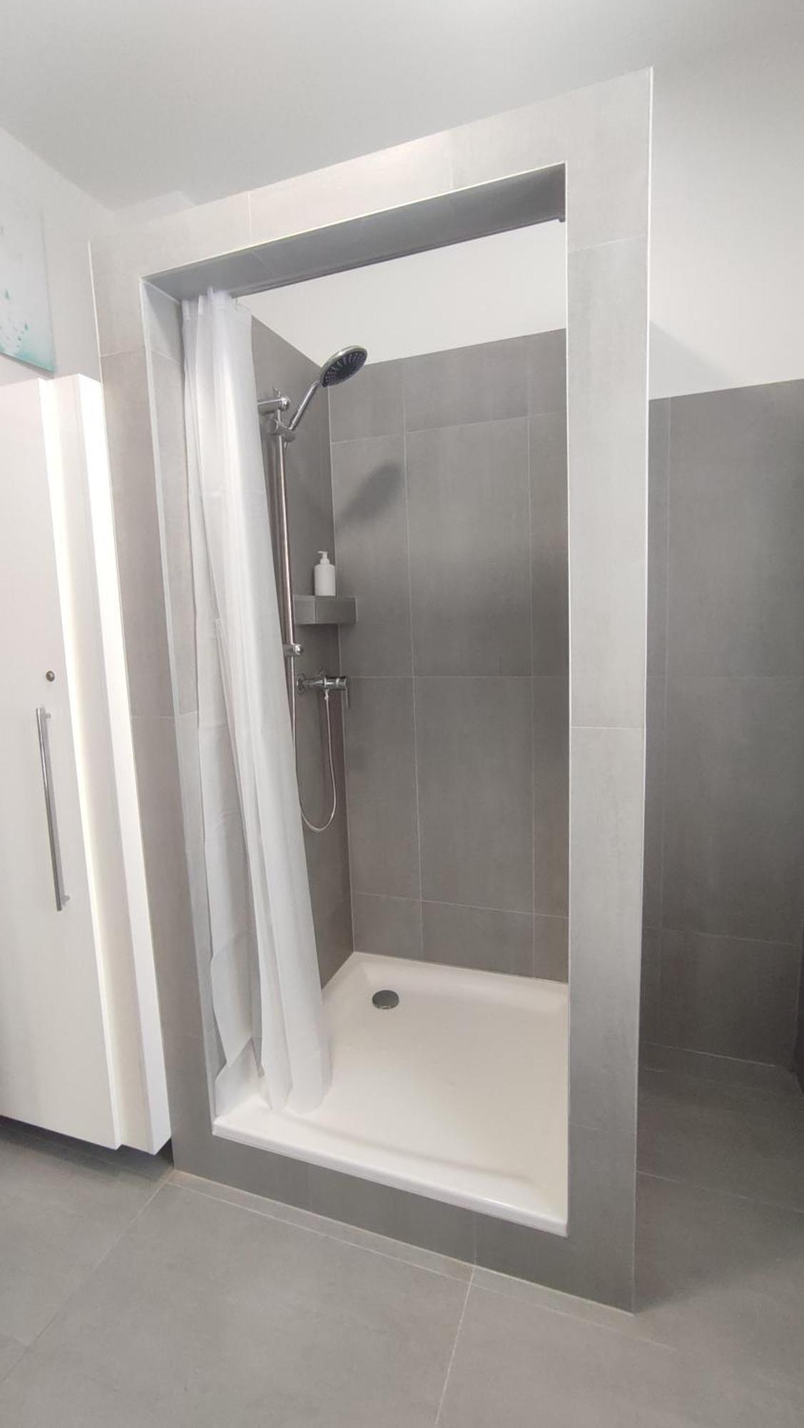 Belvarosi Apartman Pecs Ngoại thất bức ảnh